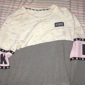 PINK Victoria Secret sweatshirt it’s a large with great condition